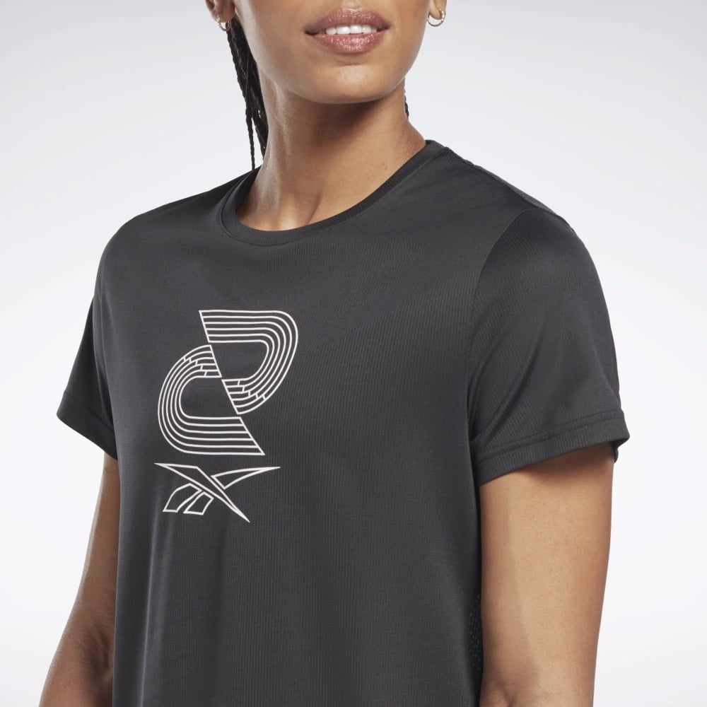 Remera Femenino Reebok Graphic Series negro