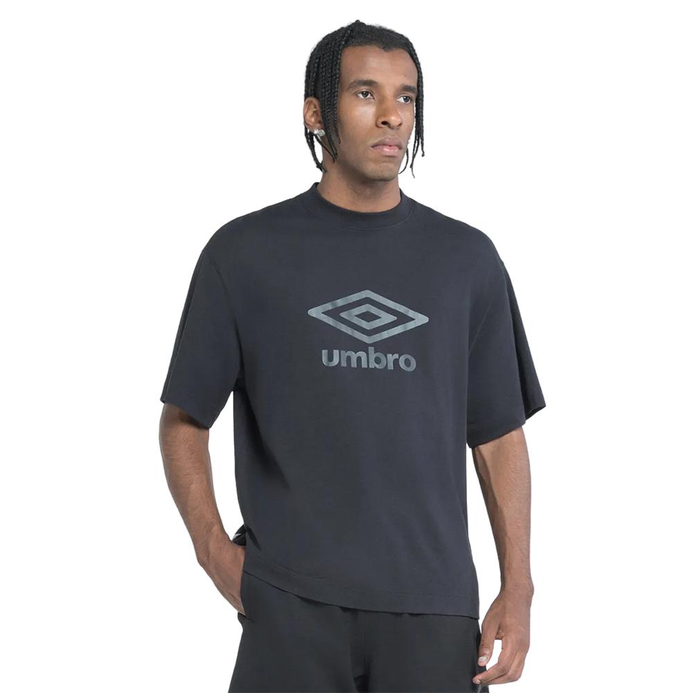 Umbro Remeras Unisex Moda Hard Diamond Negro