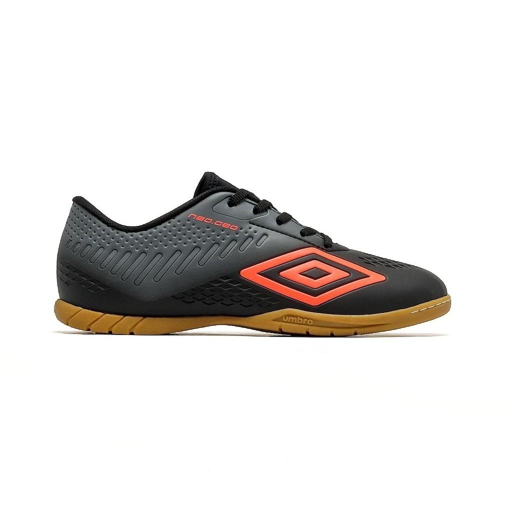 Umbro Futbol Indoor Masculino Neo Geo Black/Graphite/Reef Coral