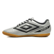 Umbro Futbol Indoor Masculino Beat Plata/Negro