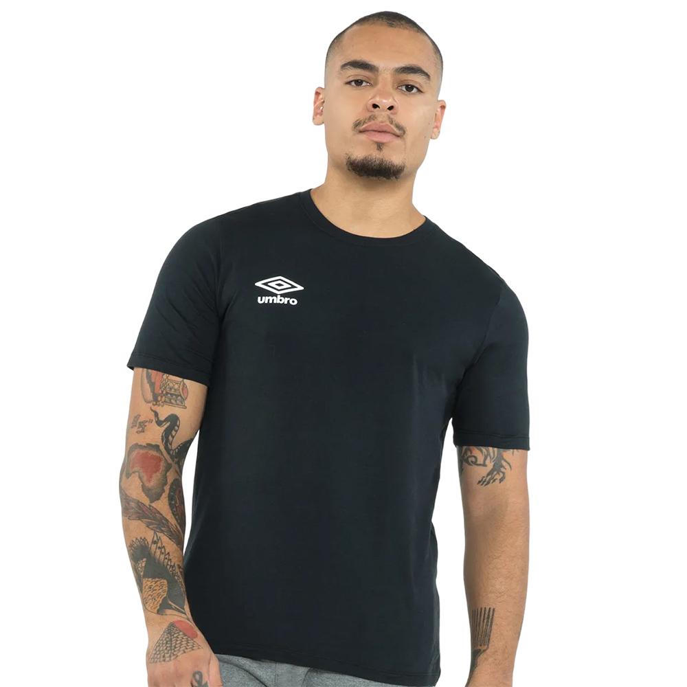 Umbro Remeras Masculino Moda Essential Negro